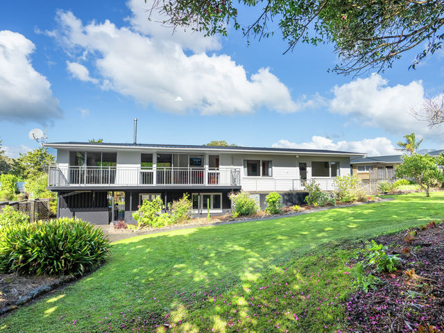 13 Clarkson Crescent Maunu