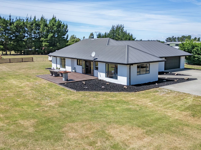 384 No. 10 Road Swannanoa