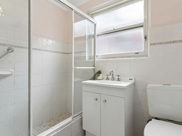 8/157-159 The Grand Parade Monterey