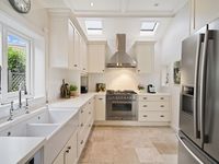photo property thumbnail