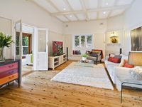 photo property thumbnail