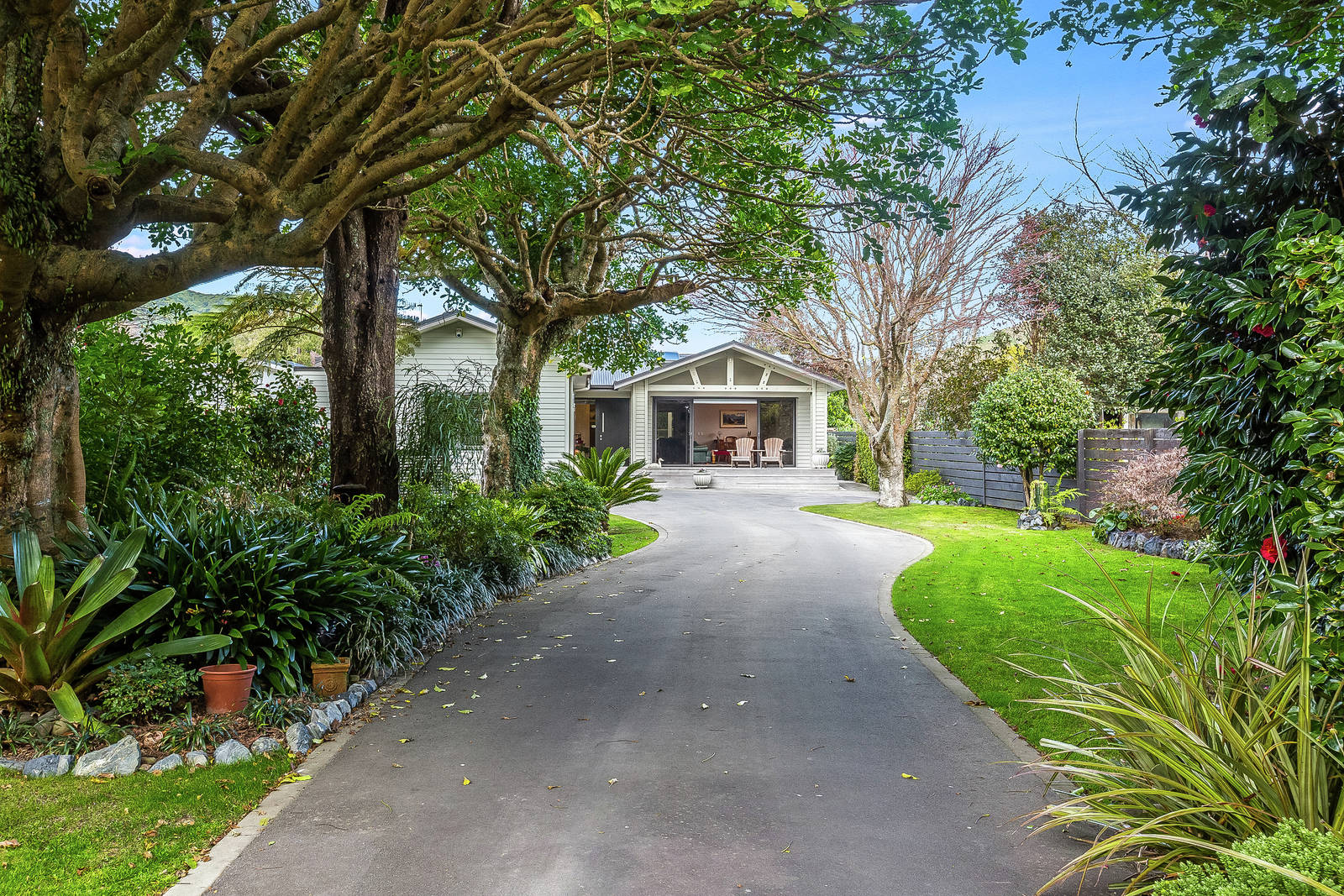 10 Horopito Road, Waikanae 2 Bed House Private Treaty