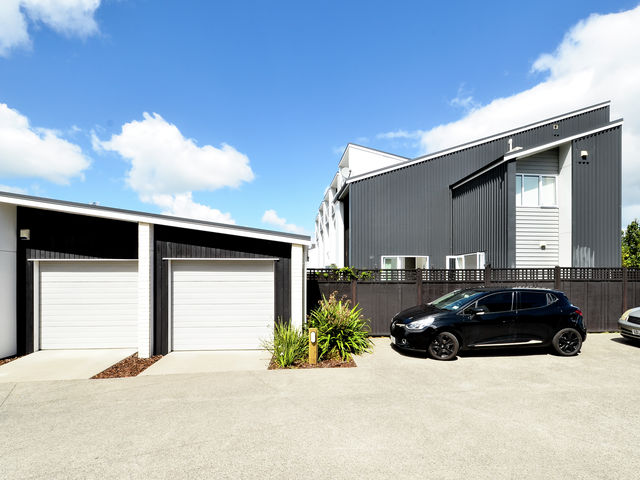 12 Squadron Drive Hobsonville