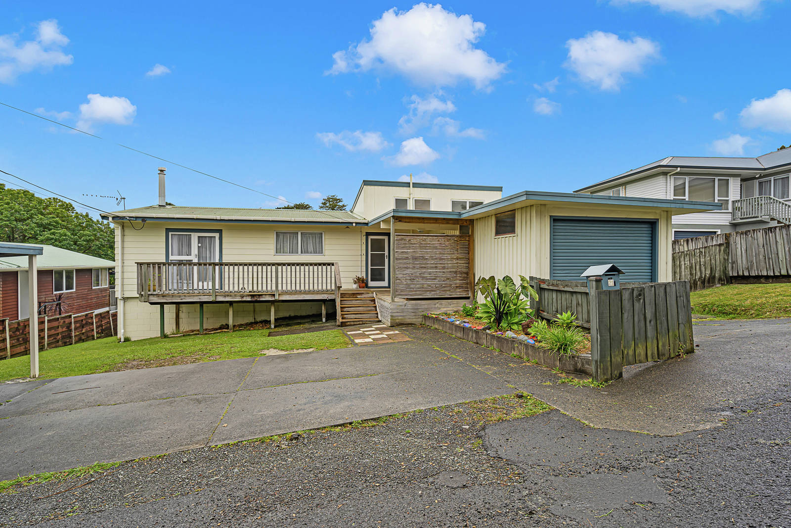 21 Clotworthy Crescent, Onerahi 4 Bed House For Sale