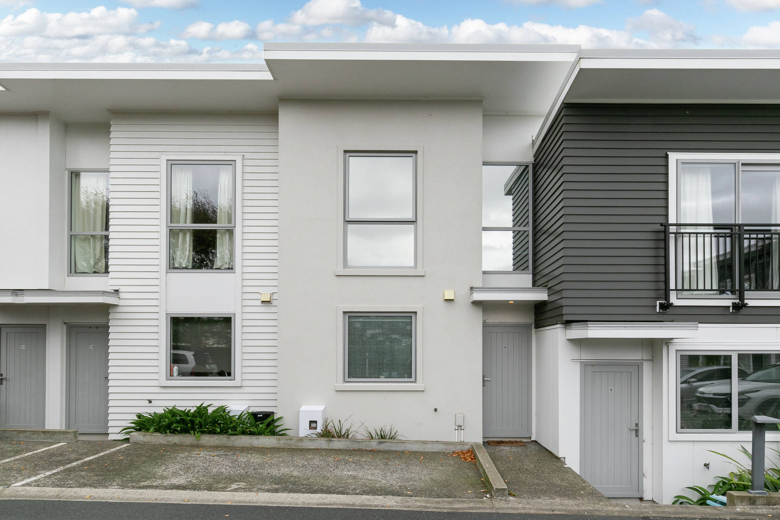 9/32 Dr Taylor Terrace, Johnsonville 2 Bed Townhouse Sale by Tender