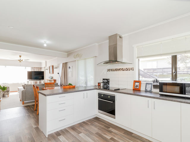 16 Auckland Road Greenmeadows