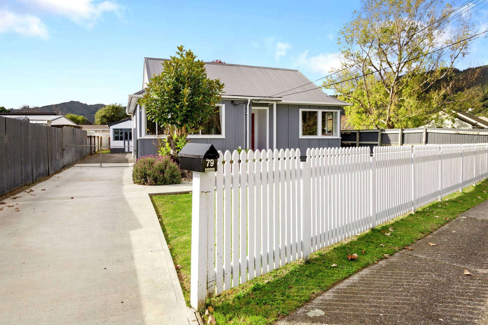 79 Waddington Drive, Naenae 3 Bed House Deadline Sale