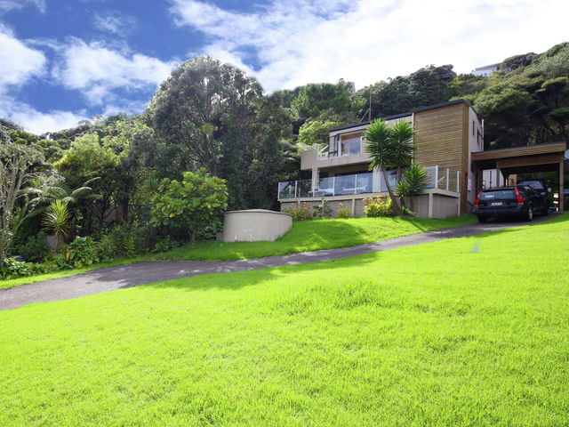 122 Domian Crescent Westgate, Auckland