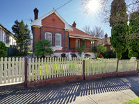 photo property thumbnail