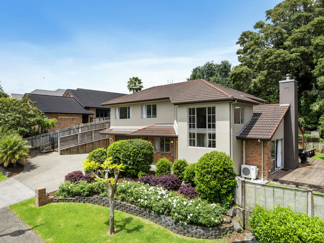 6 Nita Place The Gardens