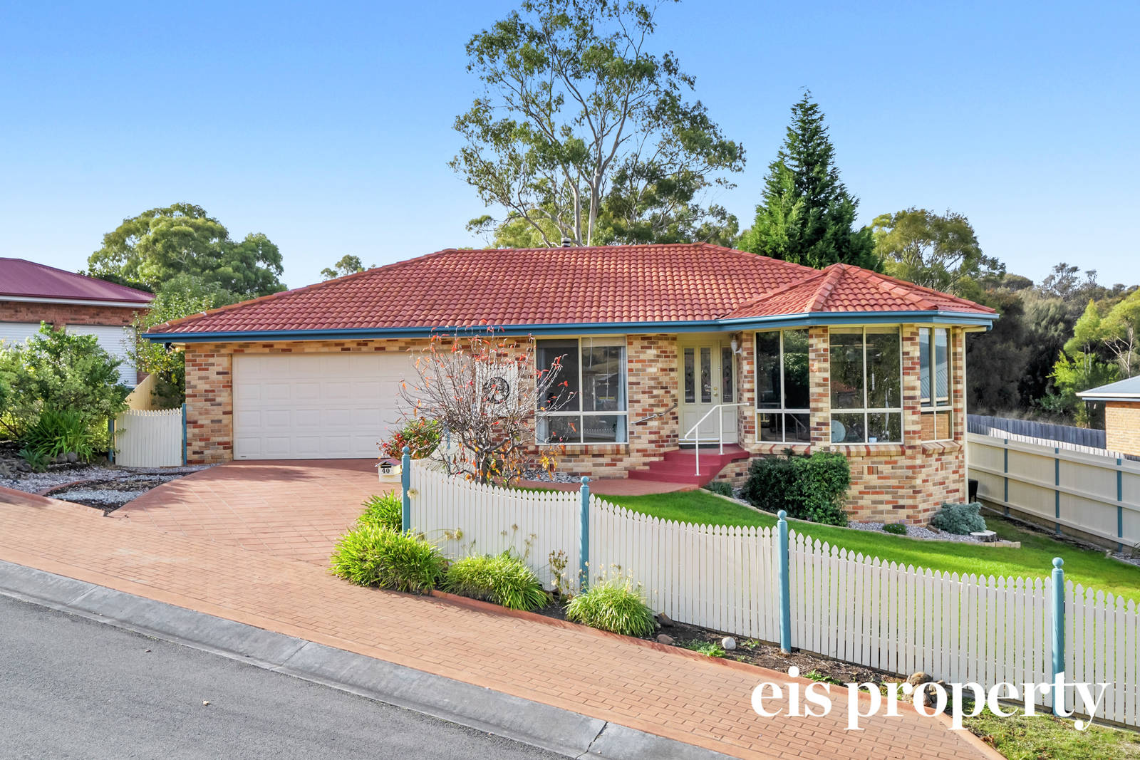 40 Chatterton Court, Claremont 5 Bed House For Sale