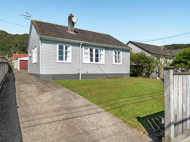 150 Waddington Drive Naenae