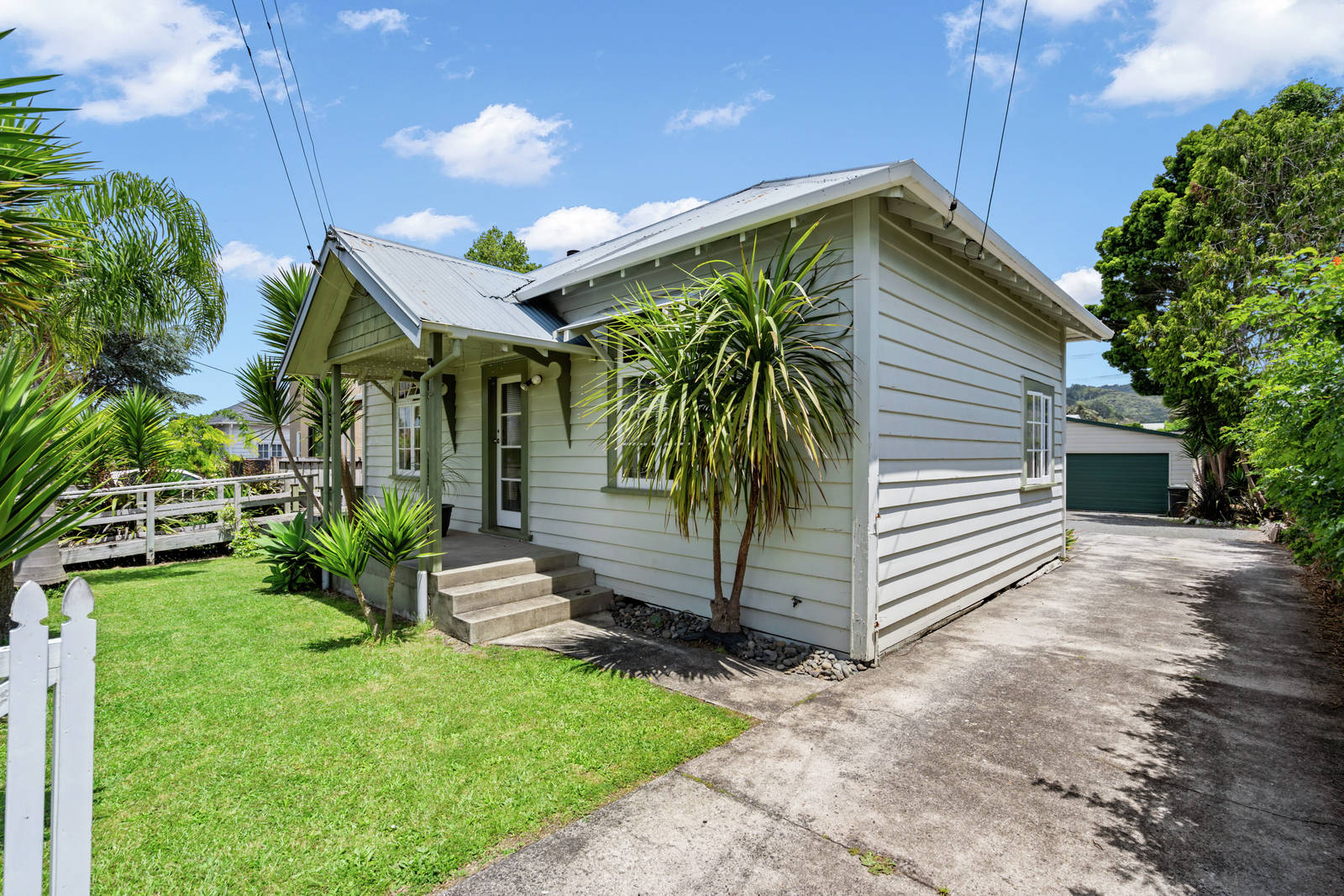 13 Henry Street, Kensington