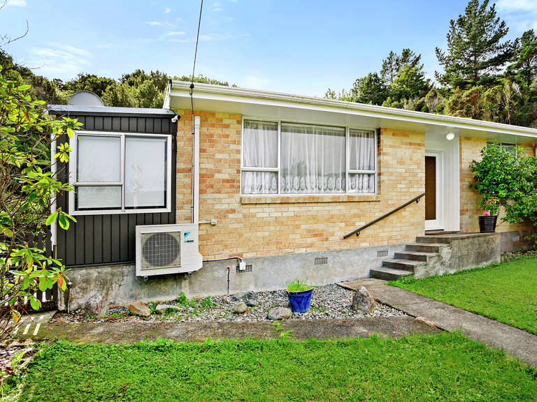 11 Lowry Crescent Stokes Valley