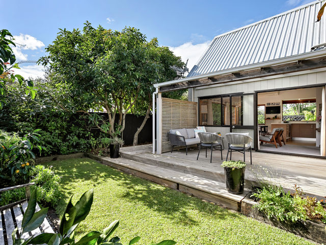 2/85 Gribblehirst Road Sandringham