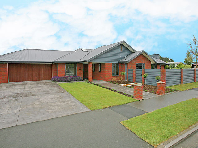 2 Gillatt Gardens Halswell