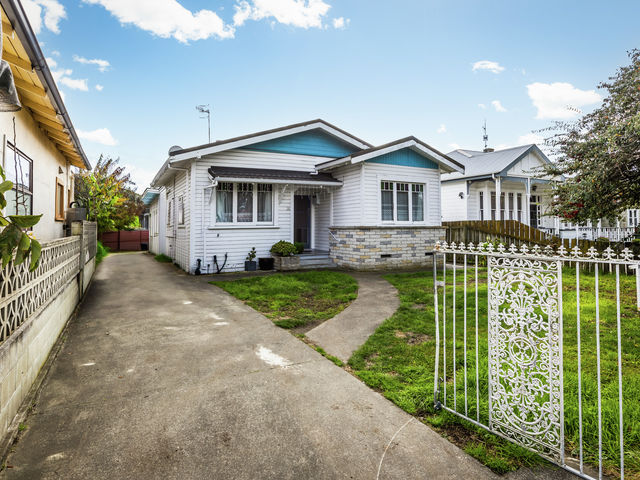 33 Kennedy Road Napier South