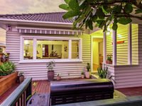 photo property thumbnail