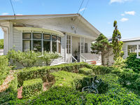 photo property thumbnail