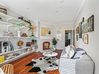 photo property thumbnail