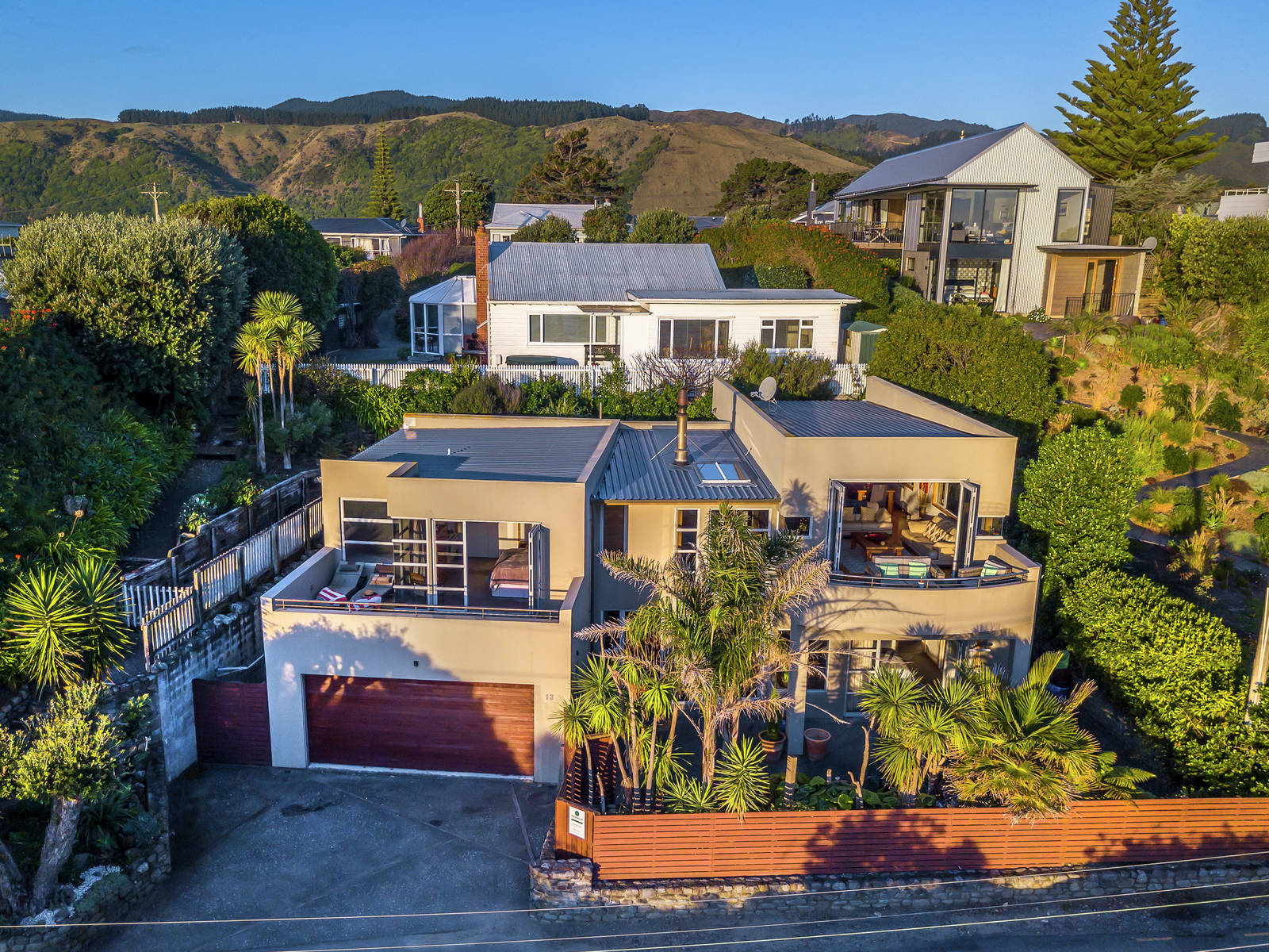 13 Karekare Road, Raumati South