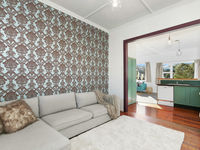 photo property thumbnail