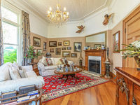 photo property thumbnail