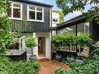 photo property thumbnail