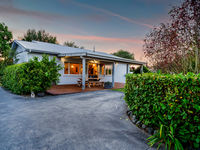 photo property thumbnail