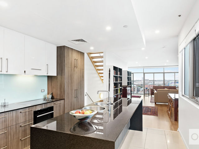 24/261 Pirie Street Adelaide