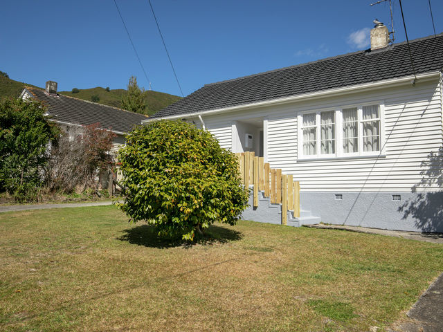 14 Wilkie Crescent Naenae