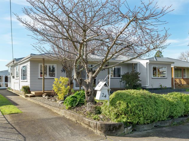 24 Fergusson Street Solway