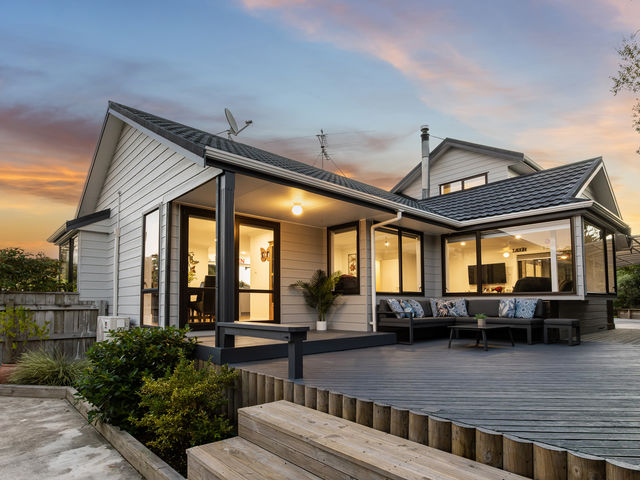 15 King Charles Drive Kingsley Heights