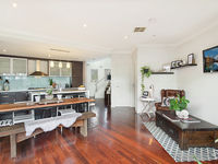 photo property thumbnail