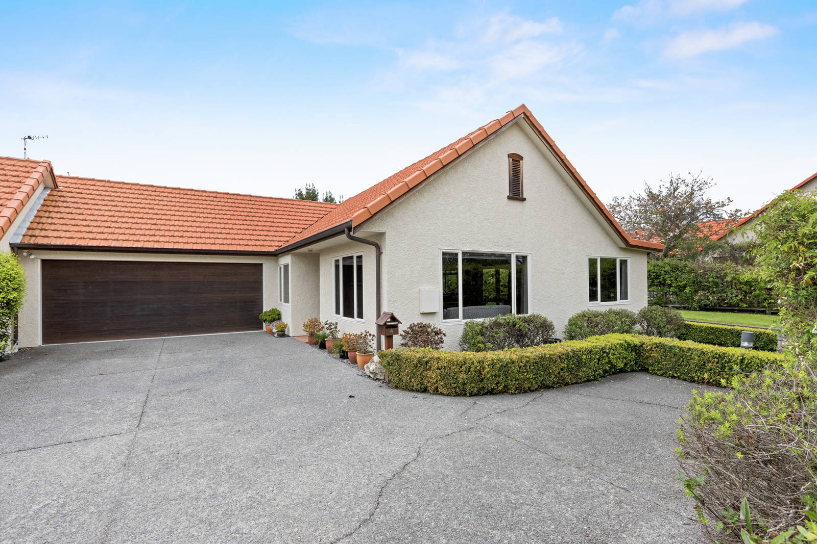 225D Te Mata Road, Havelock North 2 Bed House Private Sale