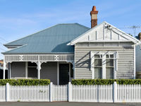 photo property thumbnail
