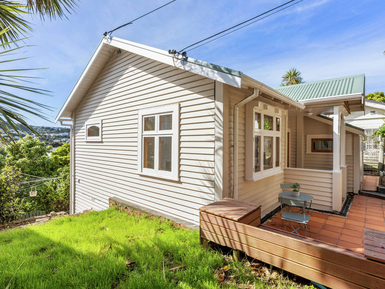 63 Rhine Street Island Bay