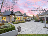 photo property thumbnail