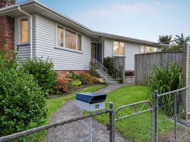 21 Dundee Place Blockhouse Bay