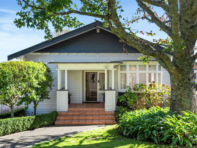 28 Weston Avenue Mount Albert