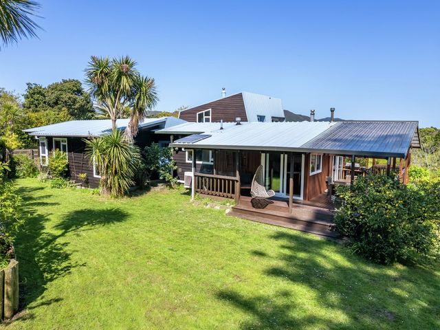 23 Corrondella Grove Belmont