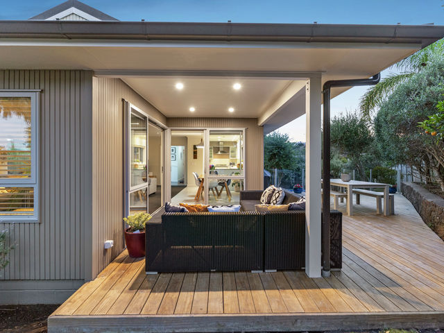 14 Theodora Place Mairangi Bay