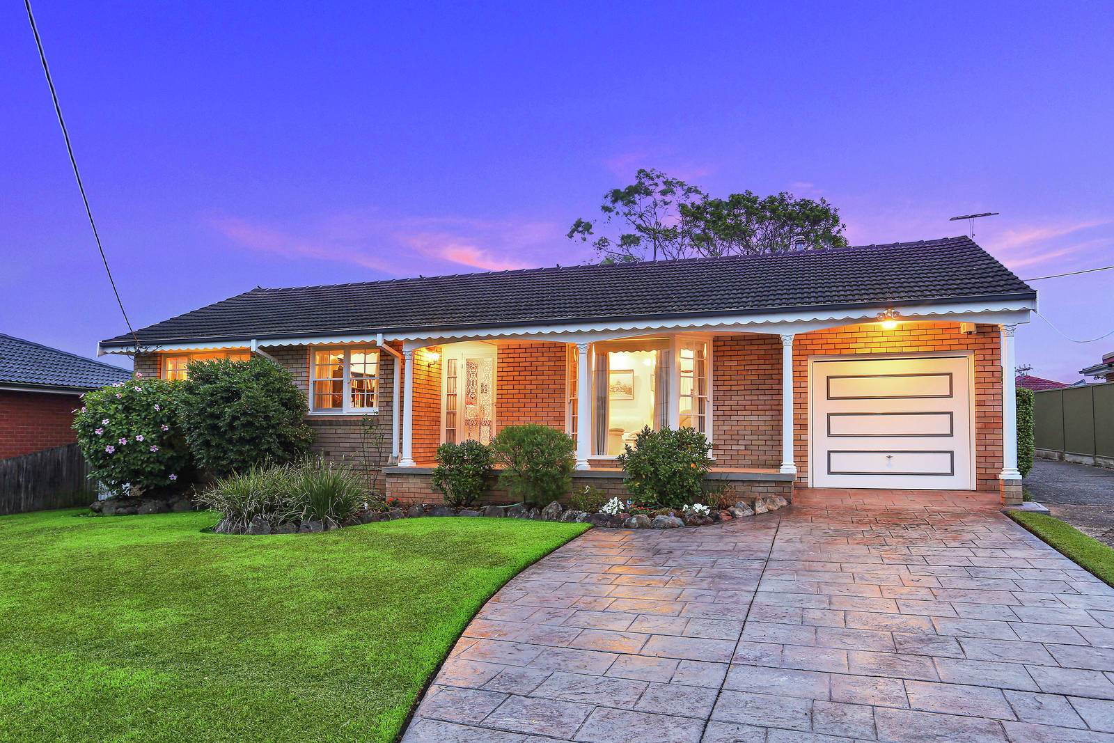 27 Statham Ave, North Rocks 3 Bed House Auction