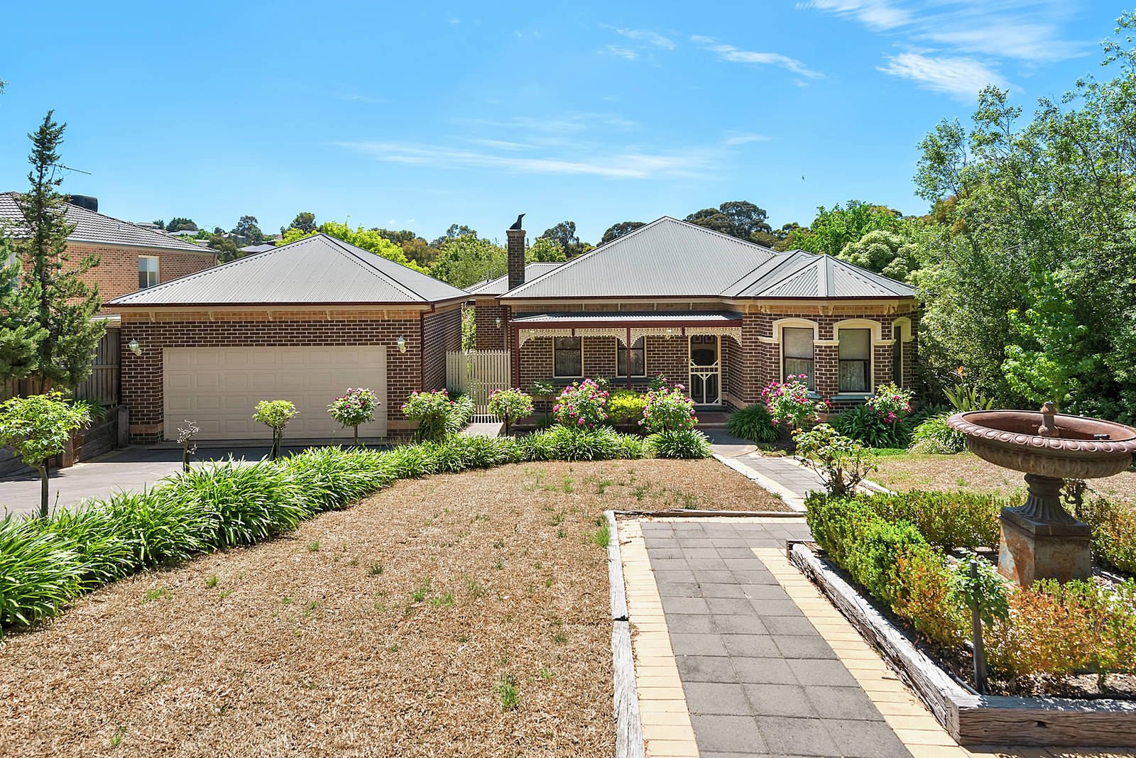 16 Pugh Court, Sunbury 4 Bed House For Sale