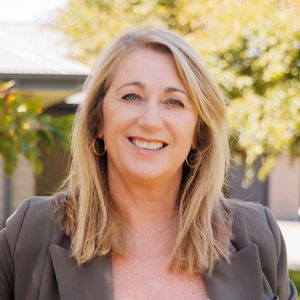 Lorraine  Porter-Bishop