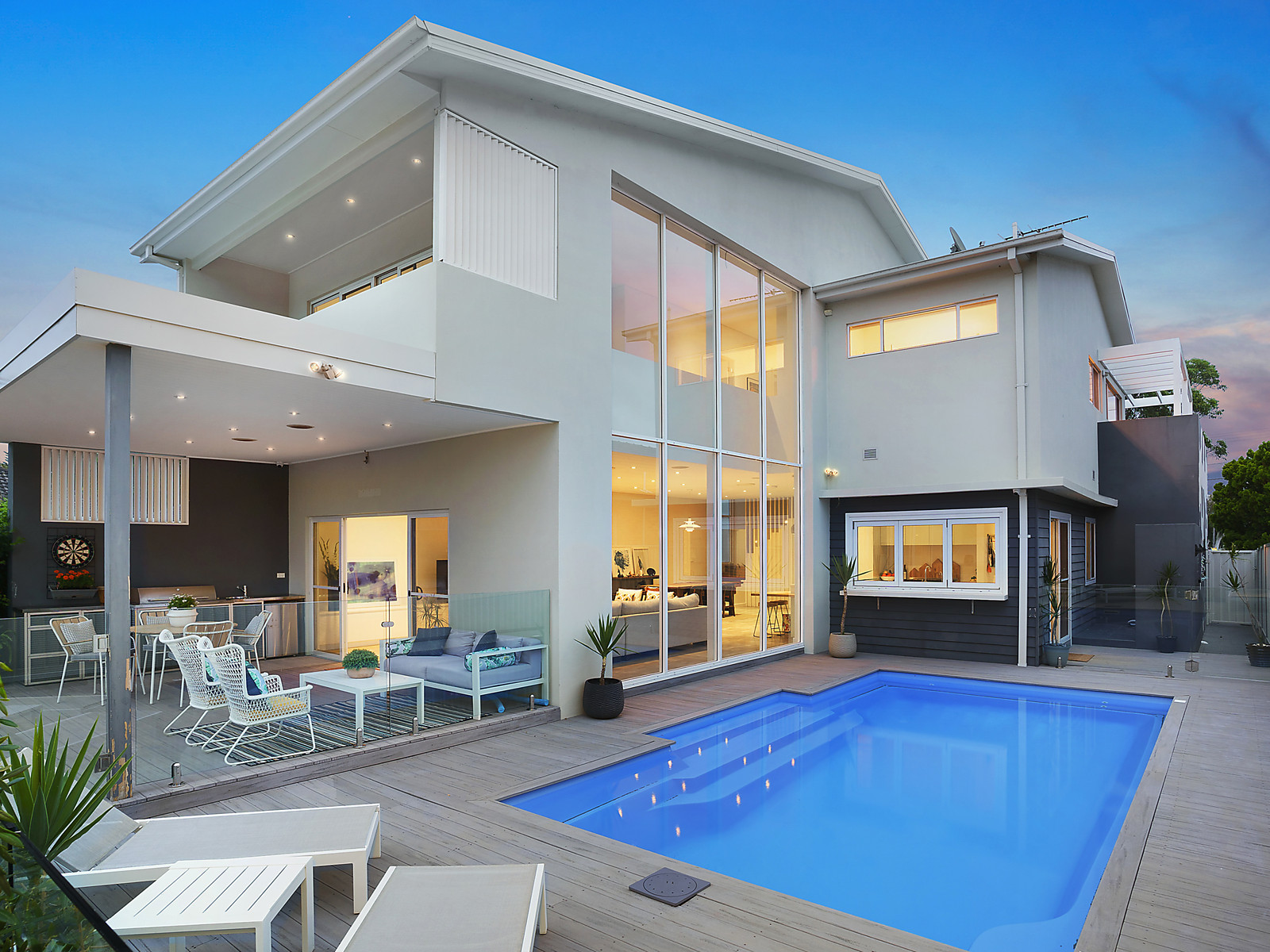 15 Napoleon Street, Sans Souci 15 Napoleon Street, Sans Souci
