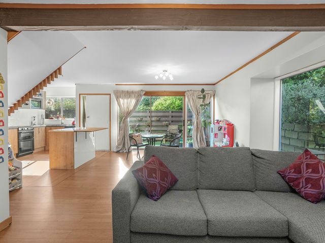 4/249 Muritai Road Eastbourne