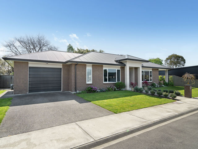 14 John McDonald Mews Masterton