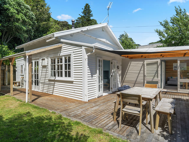 247 Muritai Road Eastbourne