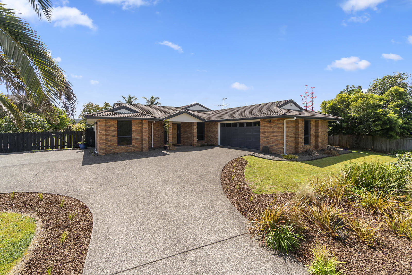 49 Sunny Crescent, Huapai